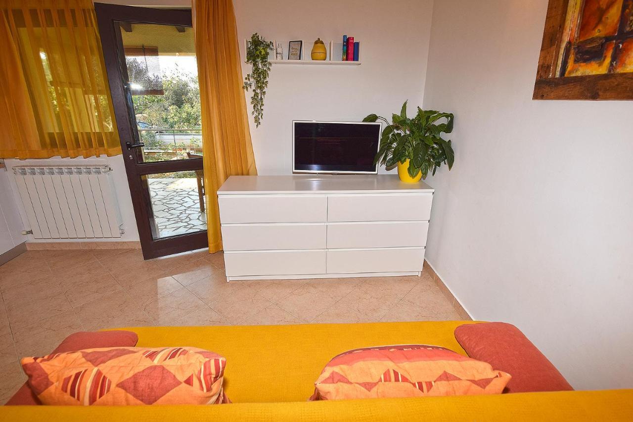 Apartments Bor Medulin Kültér fotó